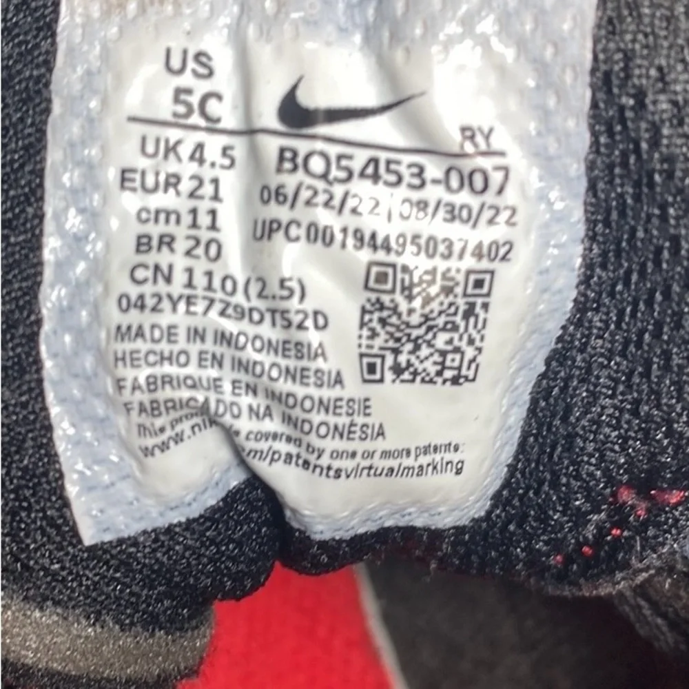 Nike Court Borough 2 Low Red Black White Toddler’s shoes size 5c